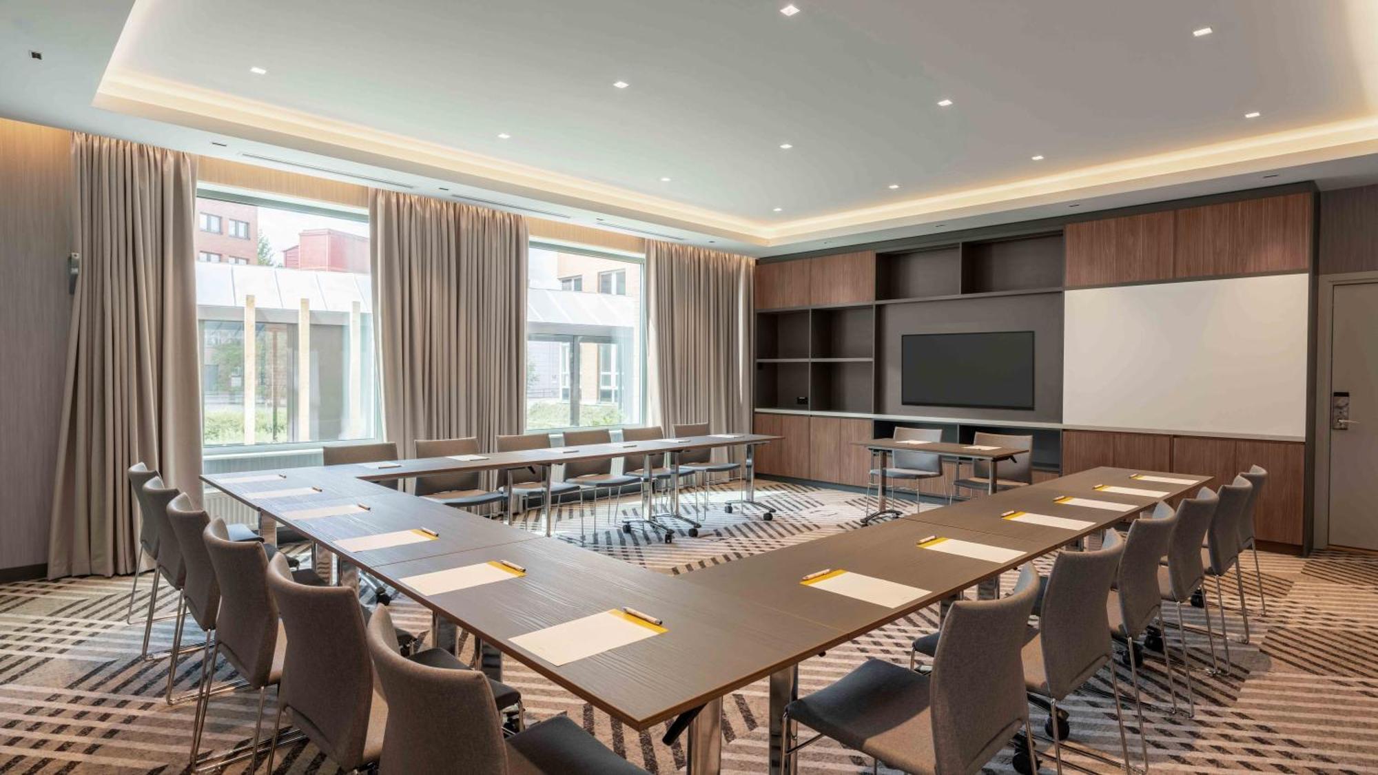 Voco Stockholm - Kista By Ihg Hotel Luaran gambar