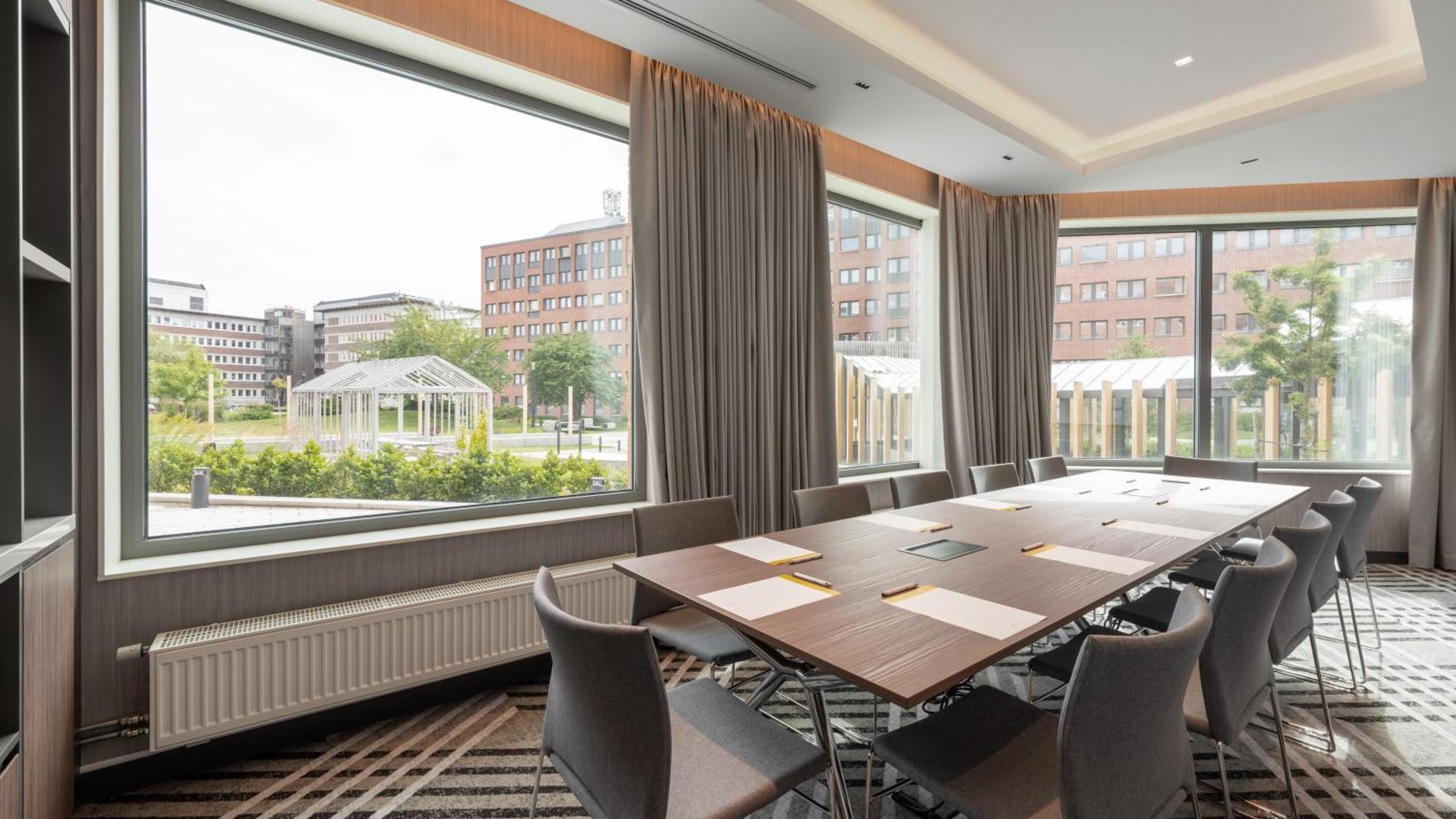 Voco Stockholm - Kista By Ihg Hotel Luaran gambar